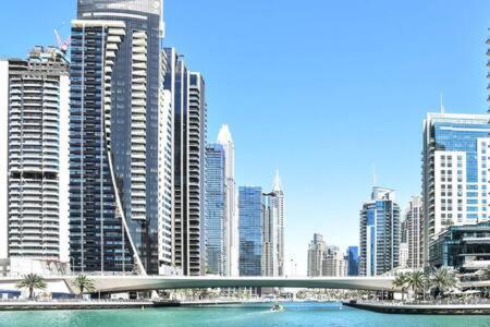 شقة Frank Porter - Time Place Tower دبي المظهر الخارجي الصورة